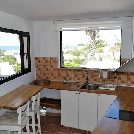 Σπίτι διακοπών Bungalow En La Playa De Famara