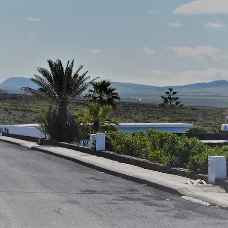 Bungalow En La Playa De Дом отдыха Фамара